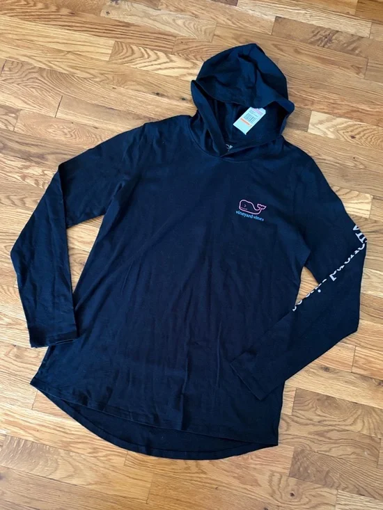 Vineyard Vines Black Hooded Tee with White Whale Print - Picture 1 of 4